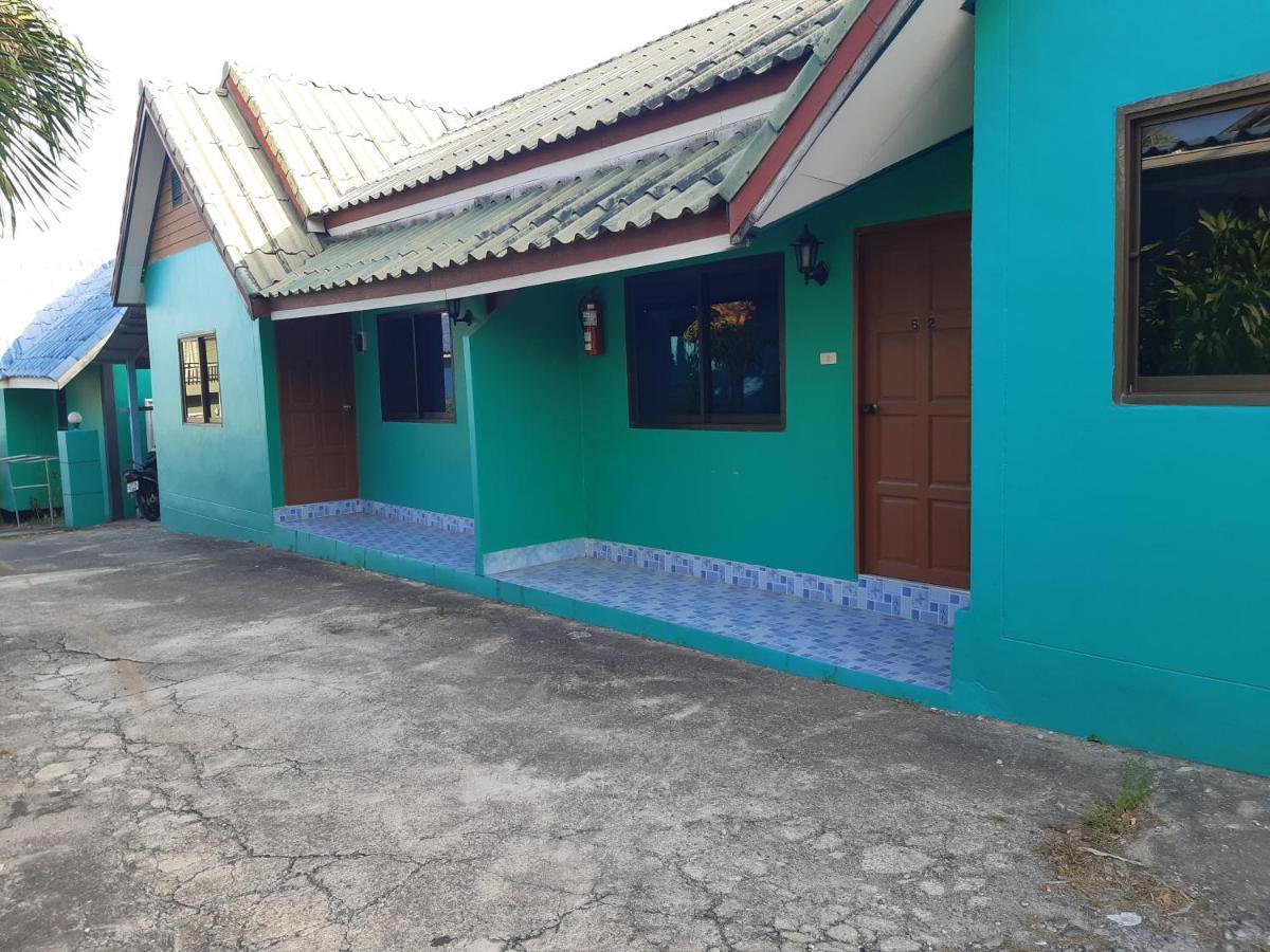 Wangwaree Resort Nai Yang Bagian luar foto