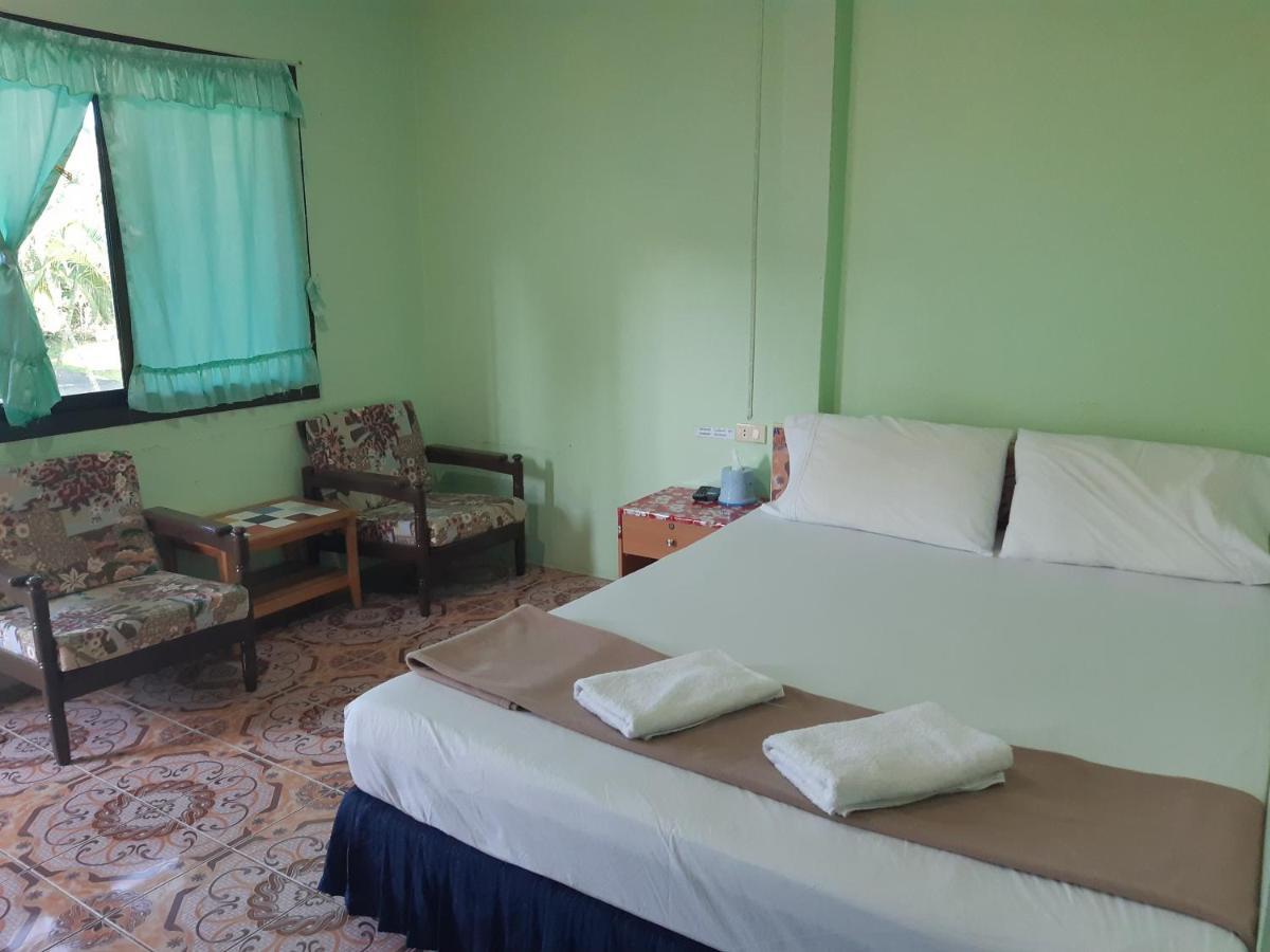Wangwaree Resort Nai Yang Bagian luar foto
